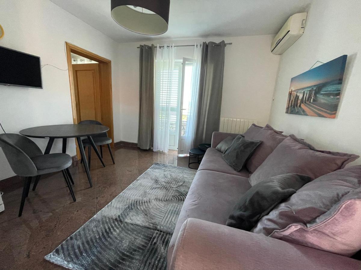 Apartments Villa Antonia Ядраново Экстерьер фото