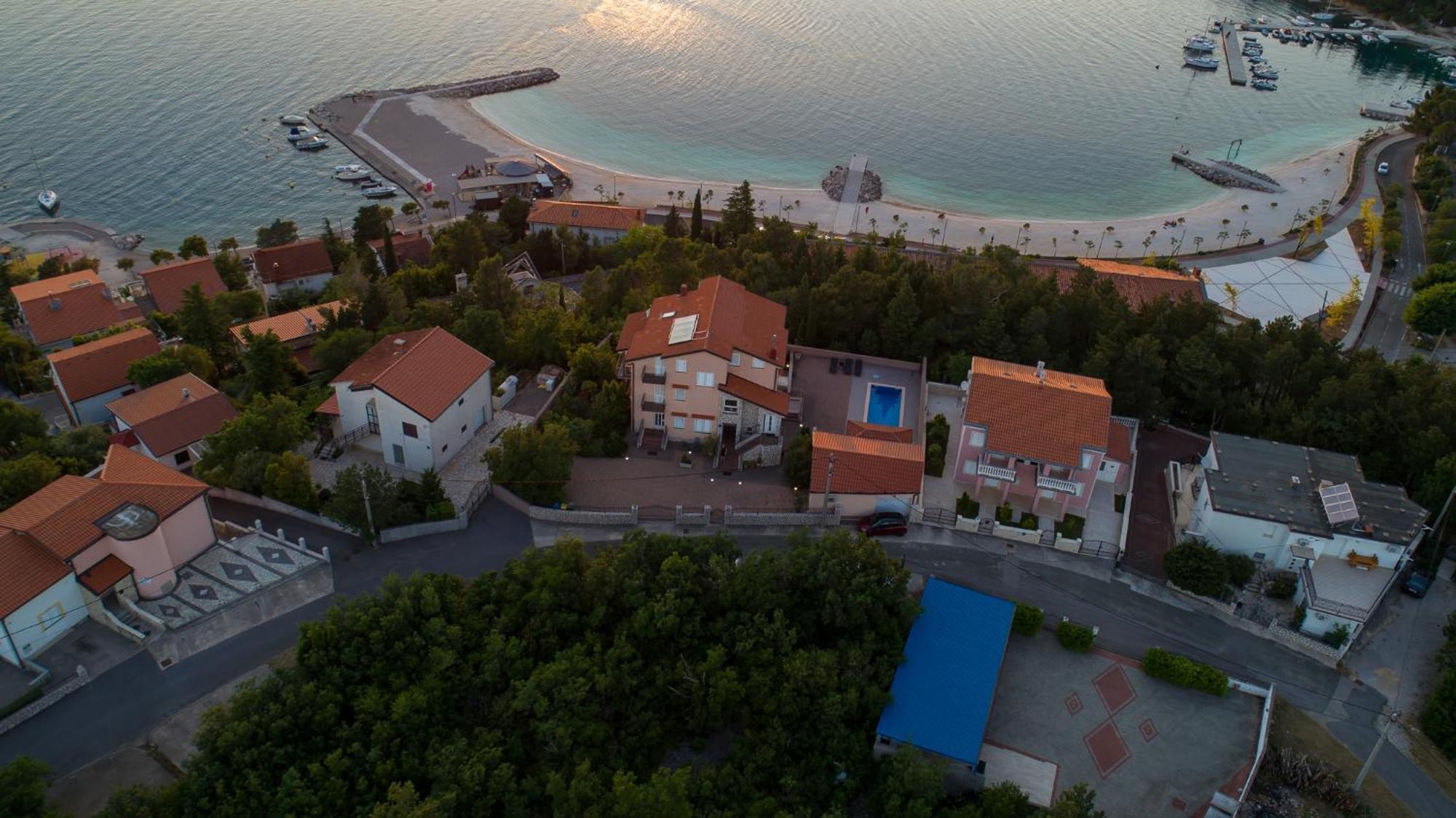Apartments Villa Antonia Ядраново Экстерьер фото