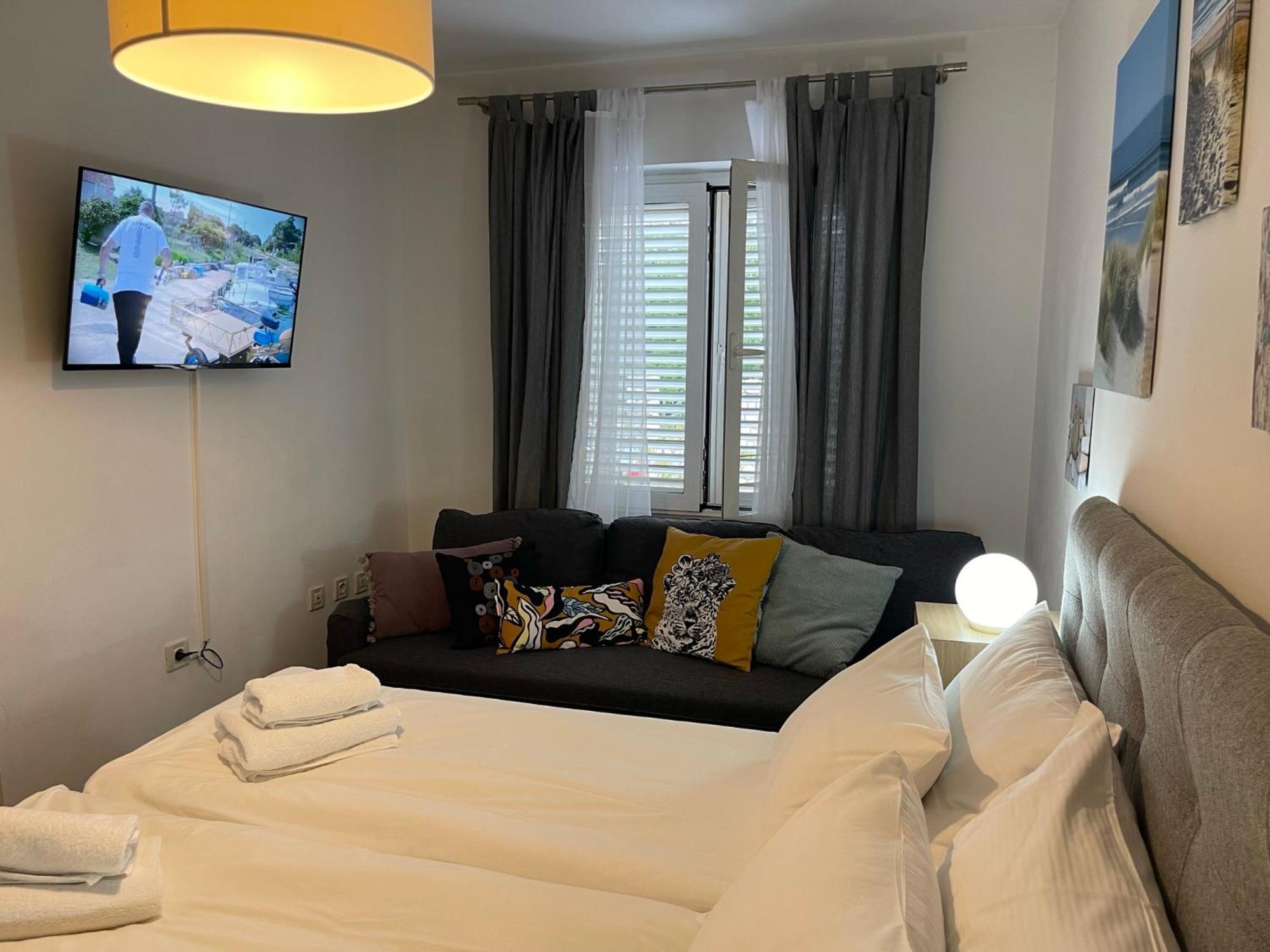 Apartments Villa Antonia Ядраново Экстерьер фото